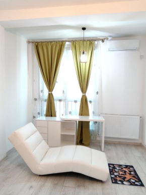 Sea view Alegna`s penthouse mamaia